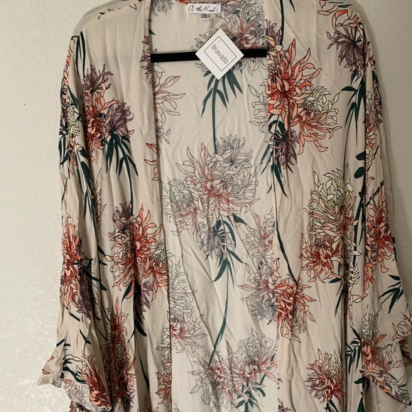 YFB On The Road Floral Kimono - Picture 4 of 5